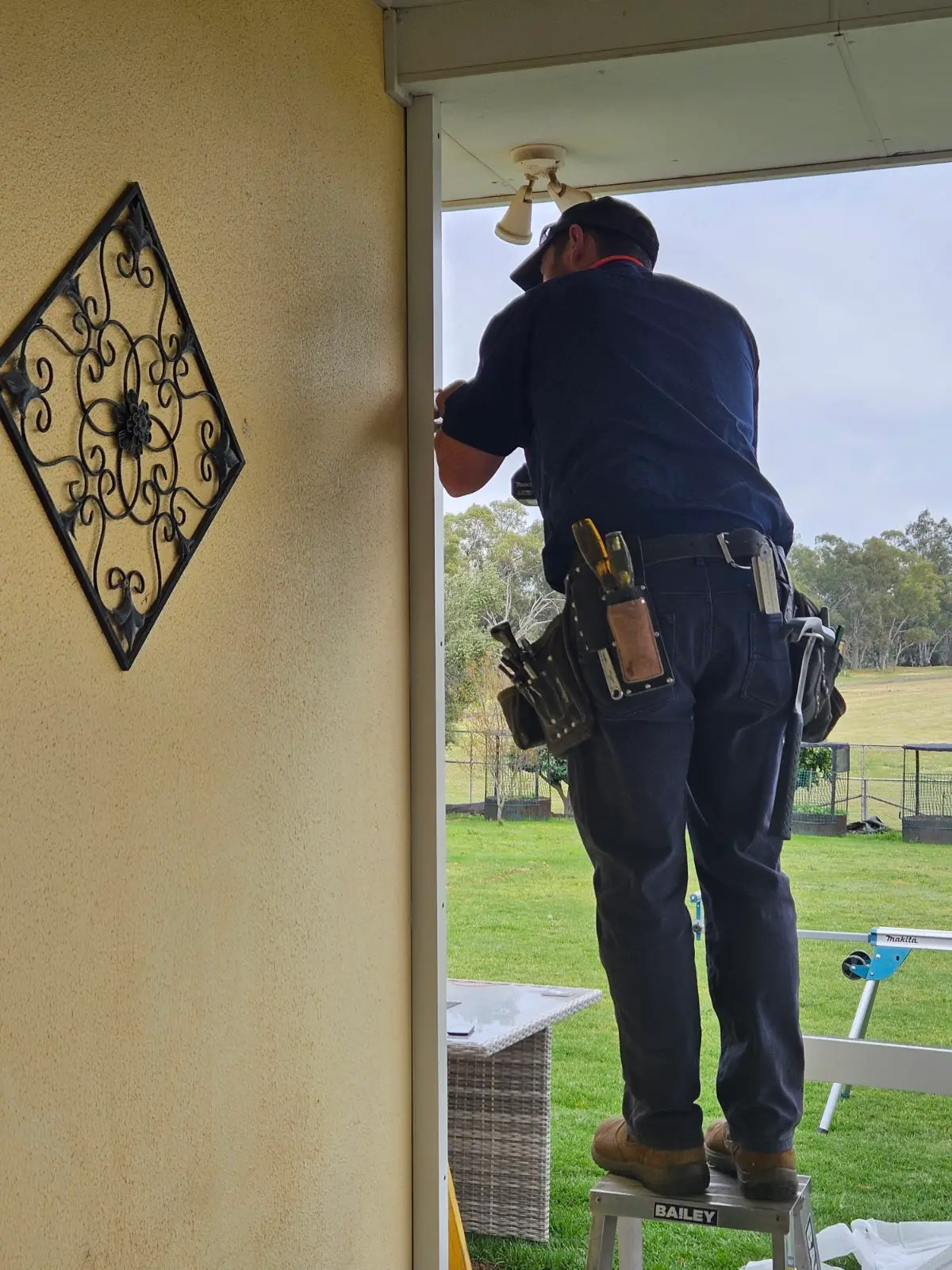 Your Local Shade Experts